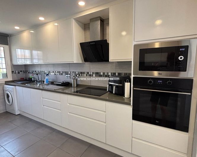 Image No.5-3 Bed Villa for sale