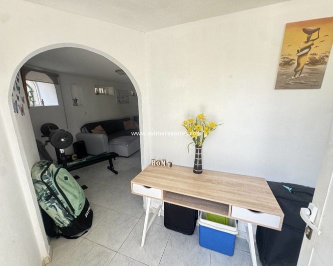 Image No.15-4 Bed Villa for sale