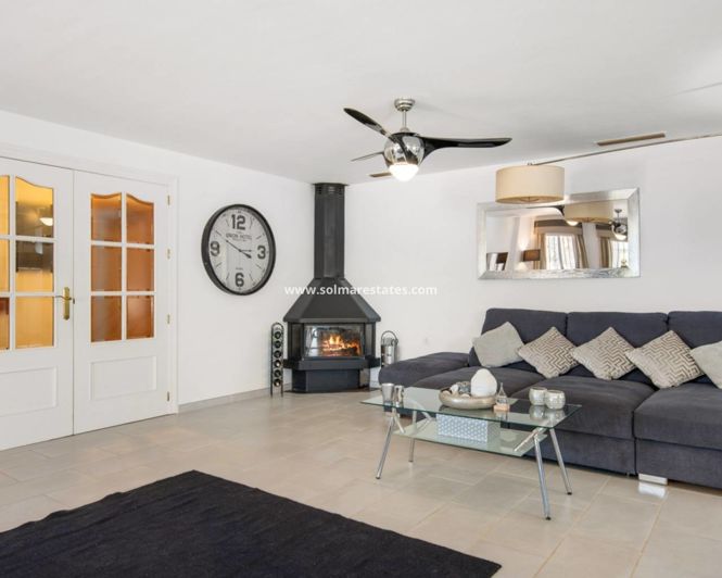 Image No.14-4 Bed Villa for sale