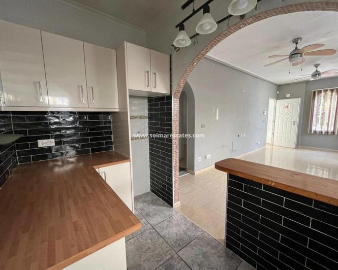 Image No.10-3 Bed Villa for sale