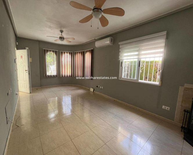 Image No.12-3 Bed Villa for sale