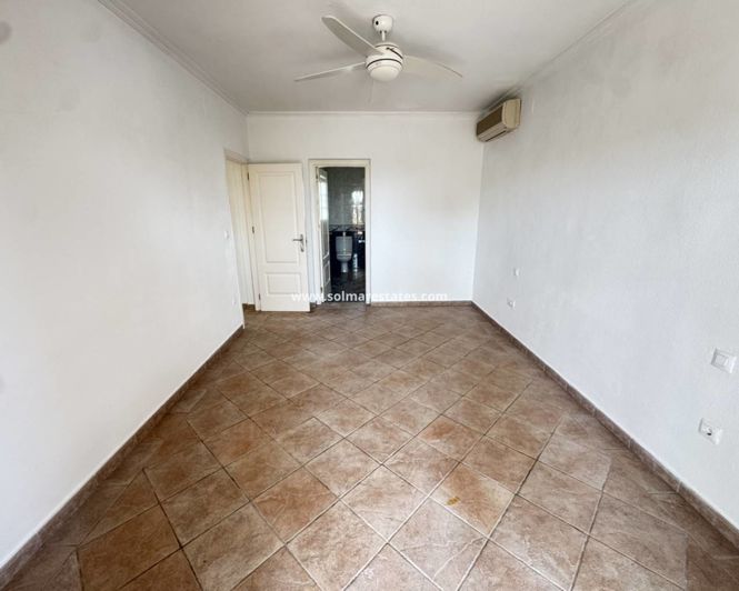 Image No.17-3 Bed Villa for sale