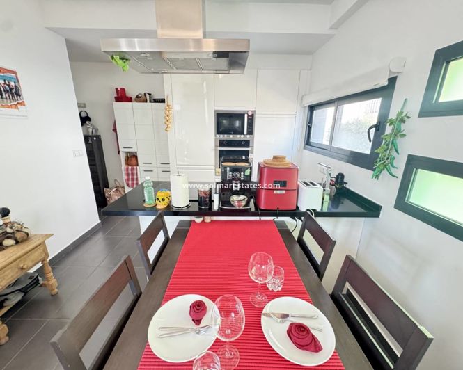 Image No.6-2 Bed Bungalow for sale