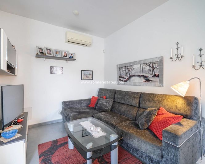 Image No.10-2 Bed Villa for sale