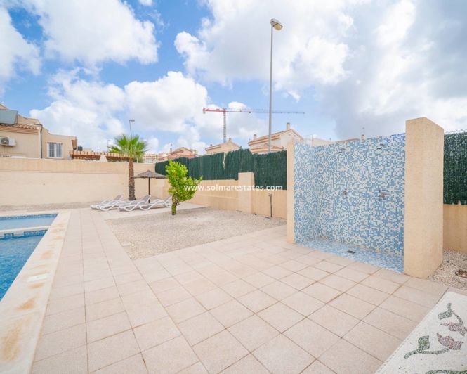 Image No.37-2 Bed Villa for sale