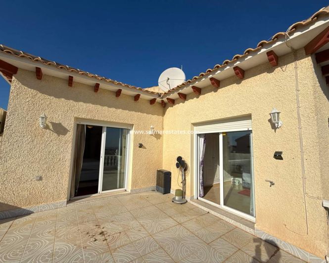 Image No.2-3 Bed Villa for sale