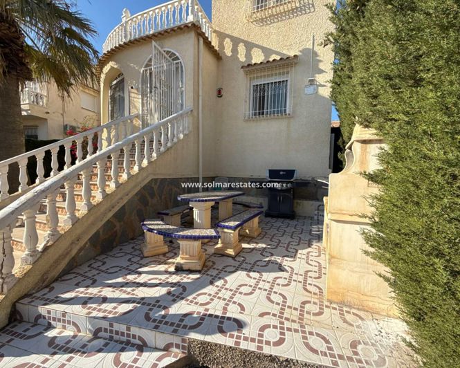 Image No.27-3 Bed Villa for sale