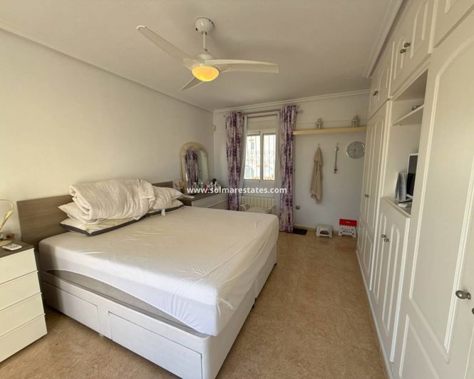 Image No.3-3 Bed Villa for sale