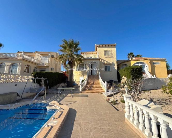 Image No.6-3 Bed Villa for sale