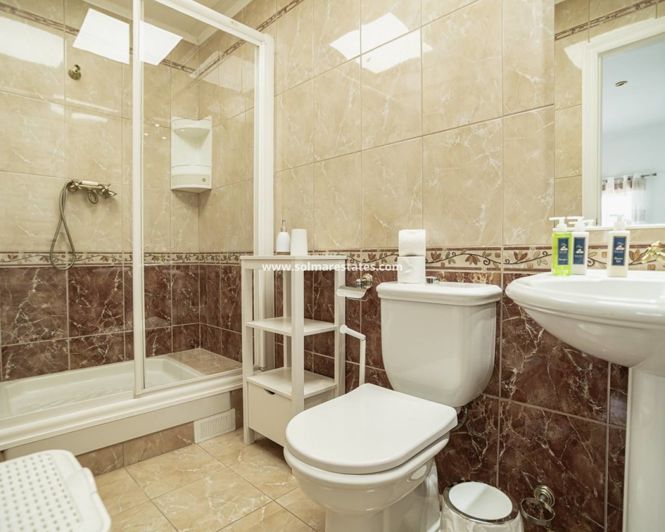 Image No.30-3 Bed Villa for sale