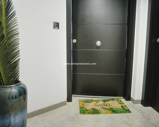 Image No.6-2 Bed Apartment for sale