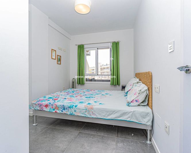 Image No.21-3 Bed Apartment for sale