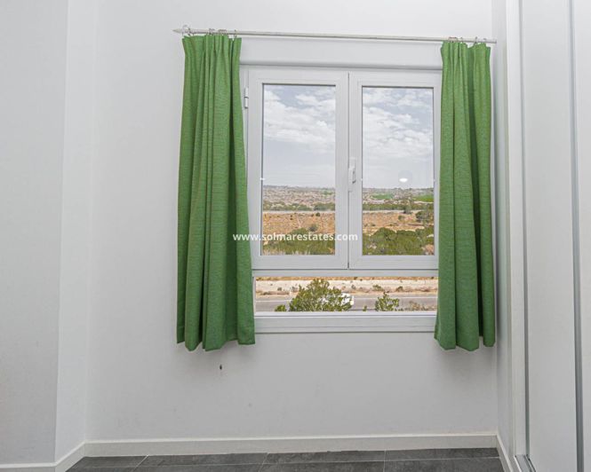 Image No.38-3 Bed Apartment for sale