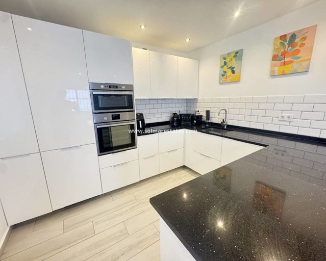 Image No.7-2 Bed Villa for sale