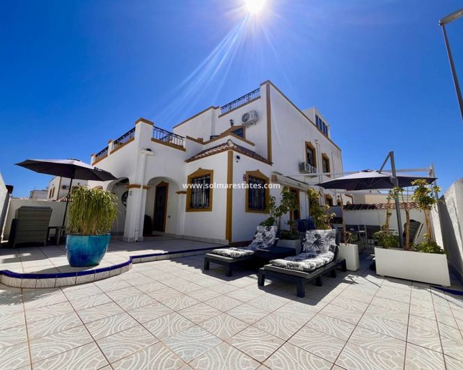 Image No.1-3 Bed Quad for sale