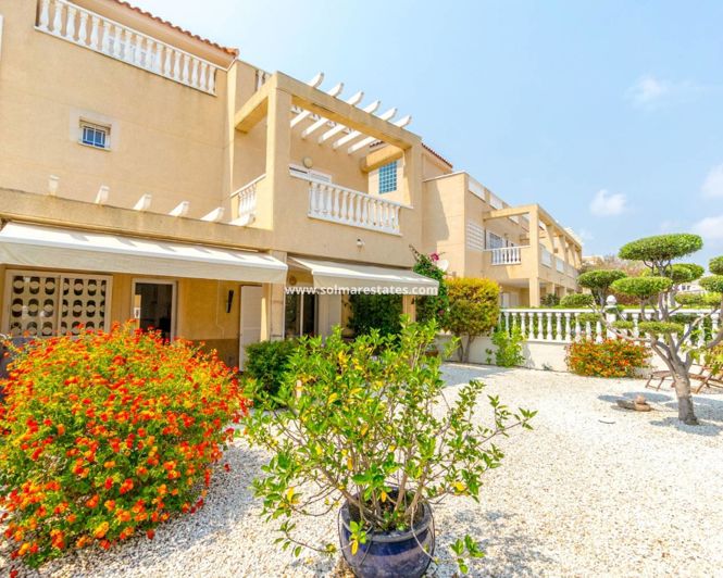 Image No.32-3 Bed Townhouse for sale