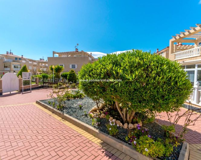 Image No.6-3 Bed Townhouse for sale