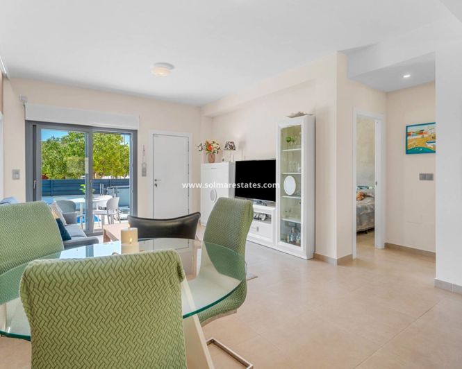 Image No.10-3 Bed Townhouse for sale