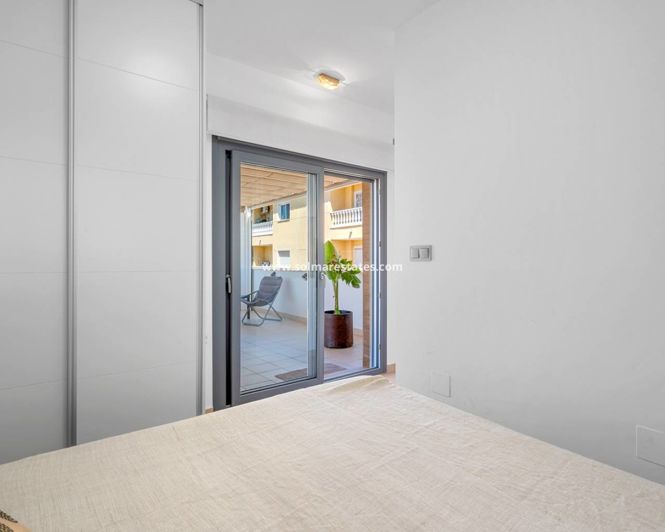 Image No.29-3 Bed Townhouse for sale