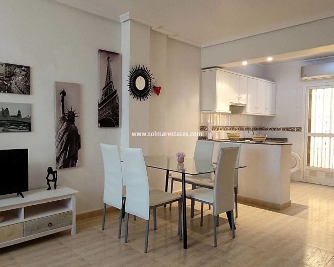 Image No.10-3 Bed Townhouse for sale