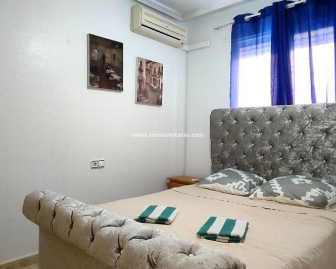 Image No.16-3 Bed Townhouse for sale