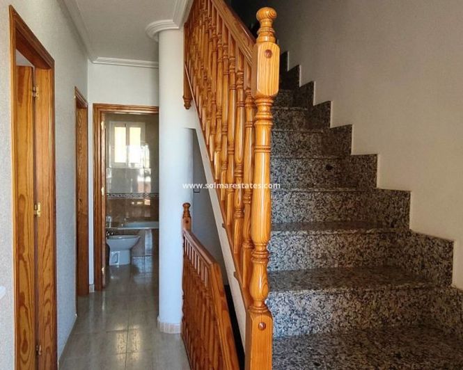 Image No.22-3 Bed Townhouse for sale