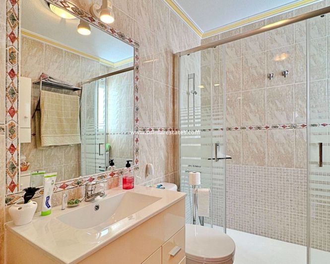 Image No.18-2 Bed Apartment for sale