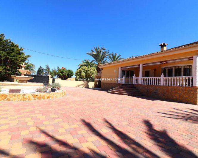Image No.4-3 Bed Villa for sale