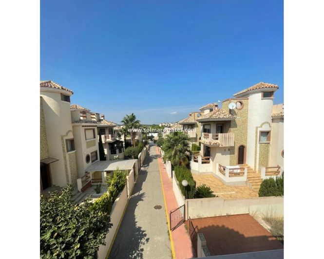 Image No.23-4 Bed Villa for sale