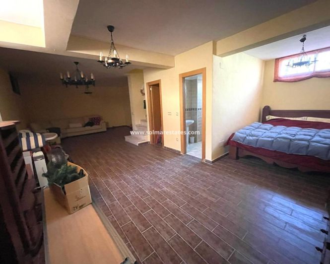 Image No.6-4 Bed Villa for sale