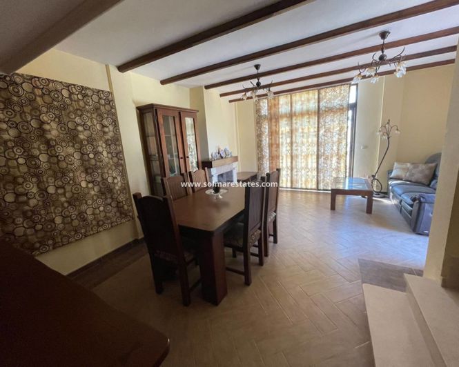 Image No.8-4 Bed Villa for sale