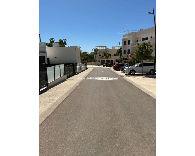 Image No.25-3 Bed Villa for sale