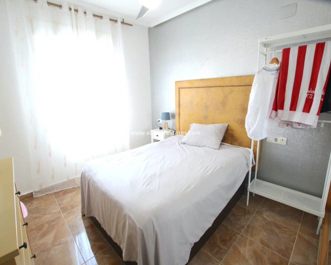 Image No.19-2 Bed Apartment for sale