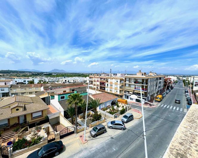 Image No.32-2 Bed Apartment for sale