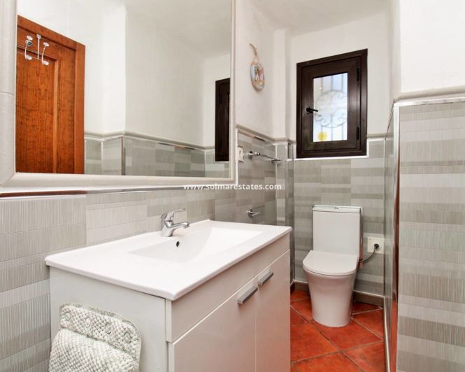 Image No.16-2 Bed Apartment for sale