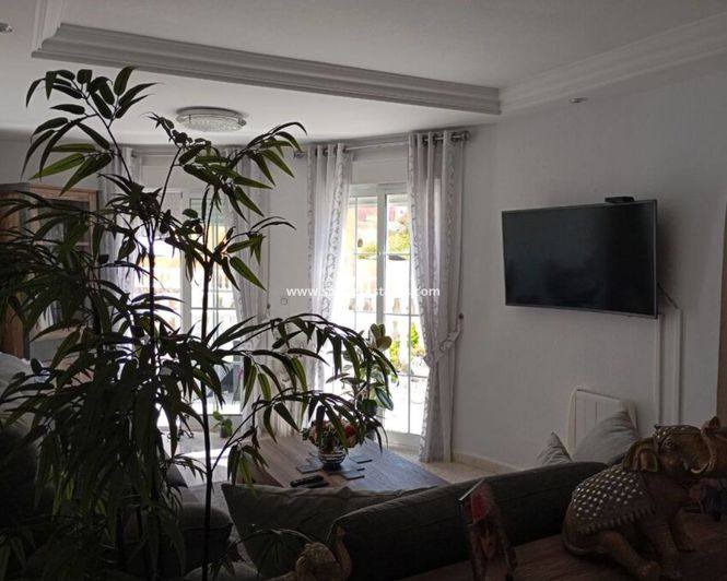 Image No.19-3 Bed Villa for sale