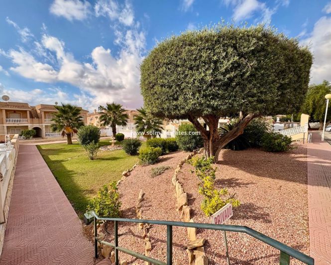 Image No.16-3 Bed House for sale