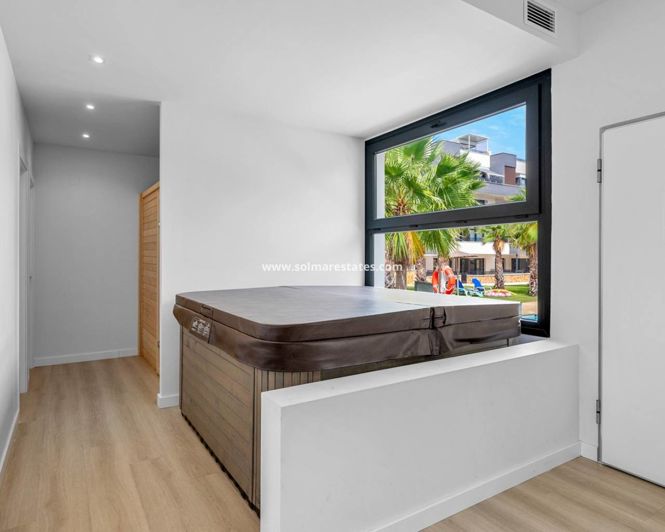 Image No.28-2 Bed Apartment for sale