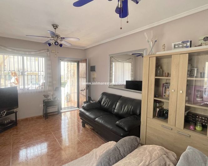 Image No.10-2 Bed House for sale