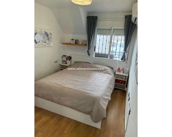 Image No.23-2 Bed Apartment for sale