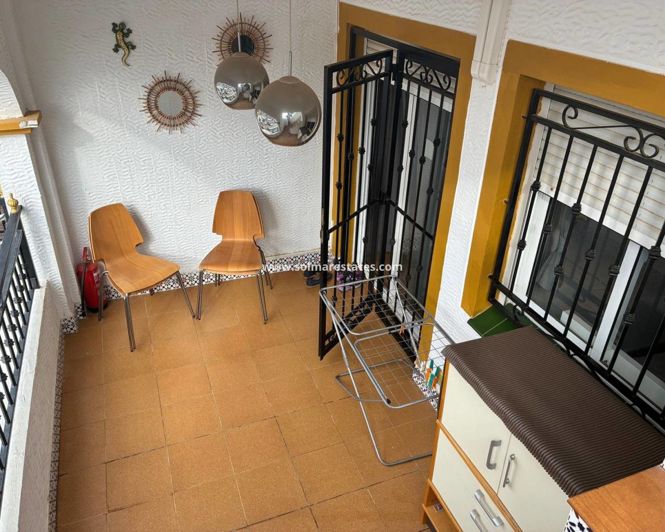 Image No.34-2 Bed Apartment for sale