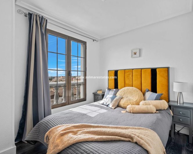 Image No.18-3 Bed Apartment for sale