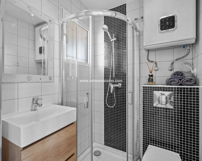 Image No.15-3 Bed Apartment for sale