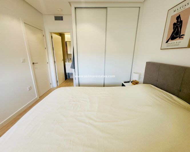 Image No.17-2 Bed Apartment for sale