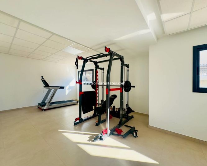 Image No.45-2 Bed Apartment for sale