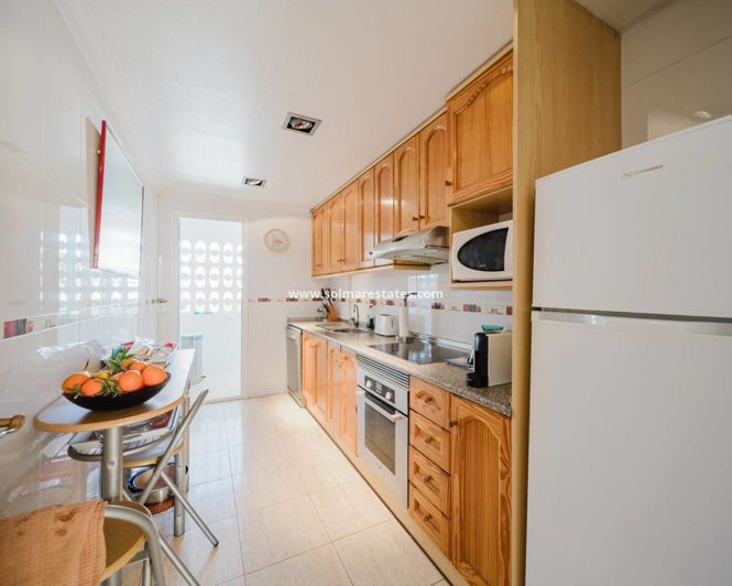 Image No.11-3 Bed Apartment for sale