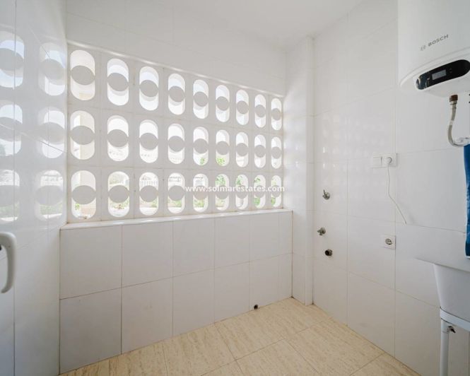 Image No.15-3 Bed Apartment for sale