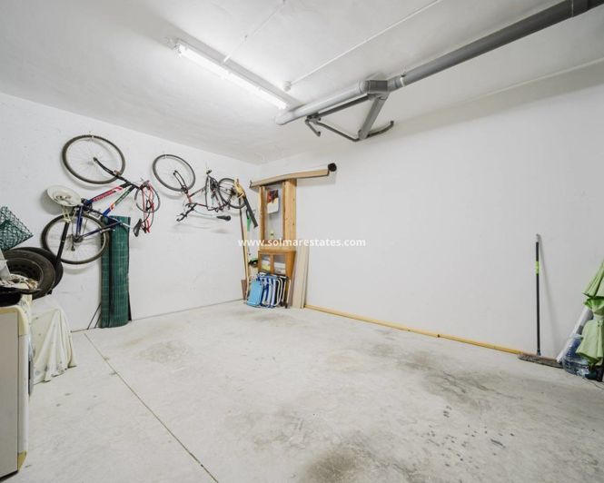 Image No.27-3 Bed Apartment for sale