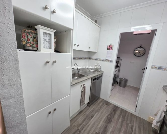 Image No.9-2 Bed Apartment for sale