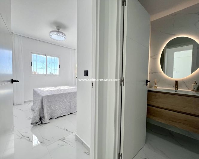 Image No.13-1 Bed Apartment for sale